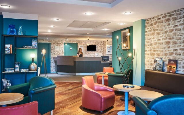 Kyriad Lille - Mons En Baroeul