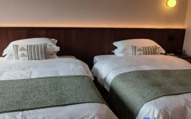 Yangshuo Huaxin Hotel – Guest Rooms – Guilin