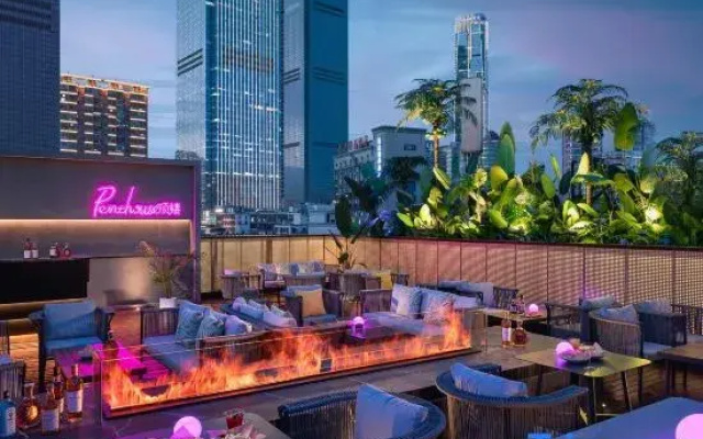 FUNGEE S Hotel (Wuyi Square, Huangxing Square Station, Changsha)