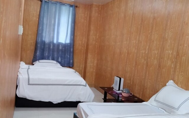 Pinewoods Guest House