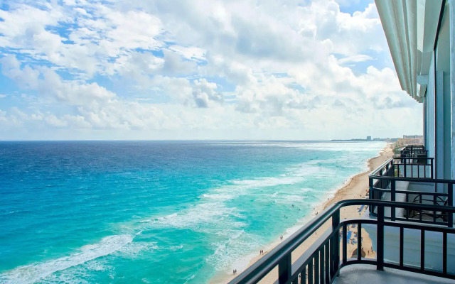 JW Marriott Cancun Resort & Spa