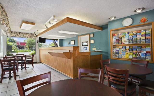 Howard Johnson Inn San Diego State University Area