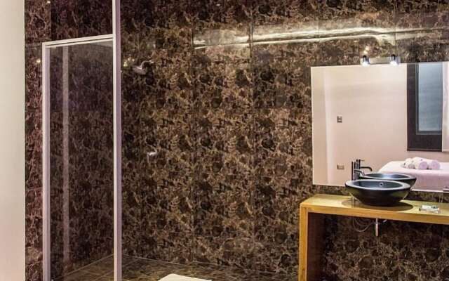Due Hotel