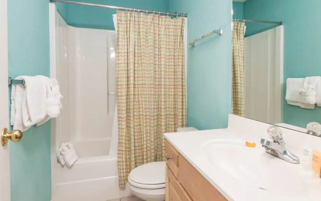 Grand Caribbean East & West E414