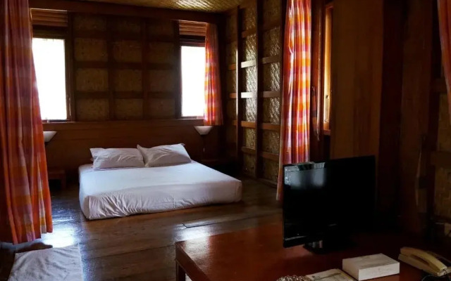 Kampung Sumber Alam Garut Powered by Archipelago