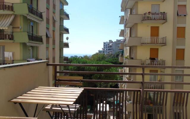 ALTIDO Spacious Family Flat for 6 People in Genova