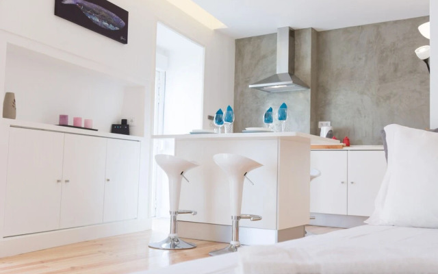 Penthouse Duplex in Alfama with Ac