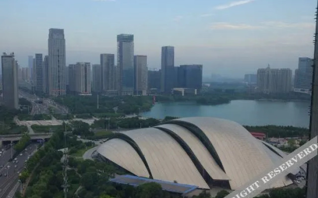 Palm Lake Serviced apartment