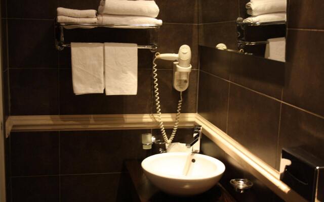 Topaz Boutique Hotel