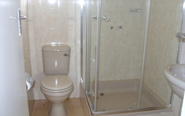 Lusaka Mosi-O-Tunya Executive Lodge