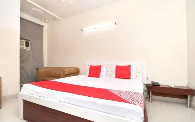 Hotel Gulshan by OYO Rooms