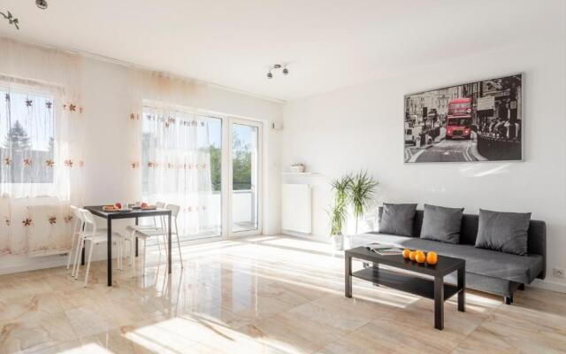 Warsaw-Aparts Bukowinska 2