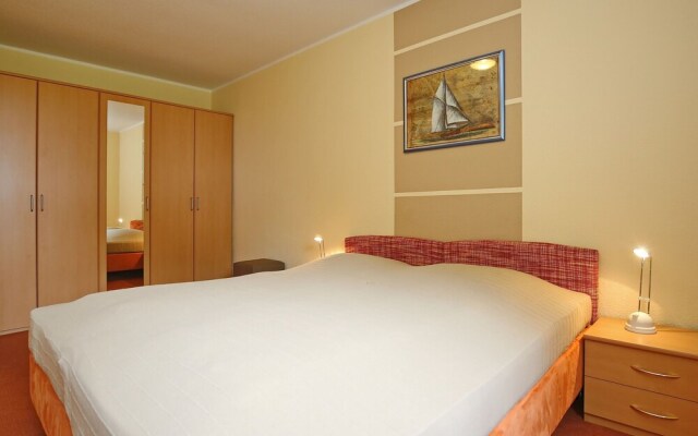 Comfy Apartment in Kühlungsborn near Town Center