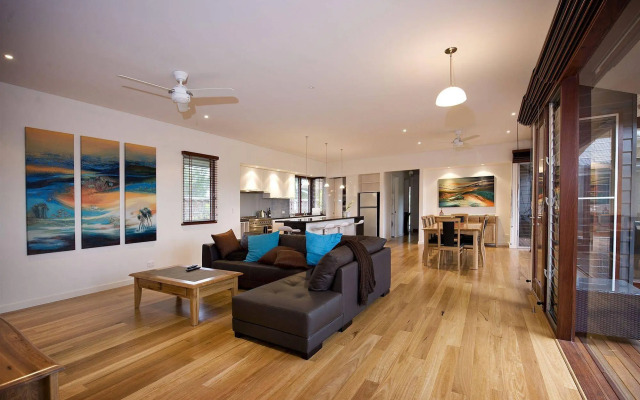 Lone Pine Cottage