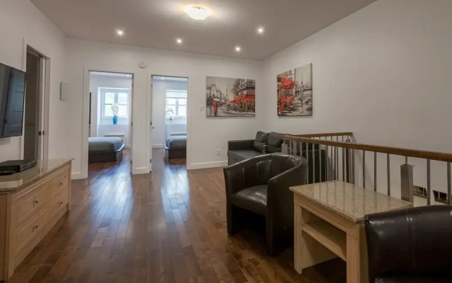 LMVR - LuxApt 3 - 7 bedrooms 2 bathrooms
