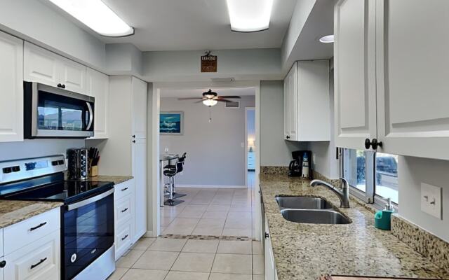 Sunshine Canal Home