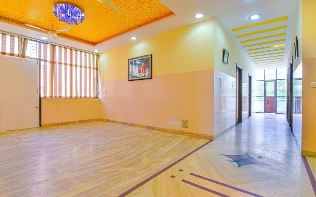 Fabhotel The Grand Kailash