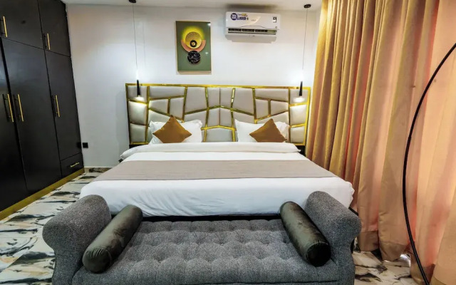 Roston Hotels