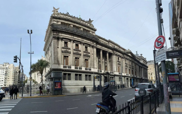 Rivadavia Apartments