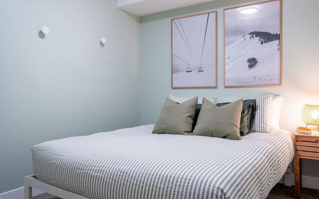 Powder Village Retreat by Revelstoke Vacations