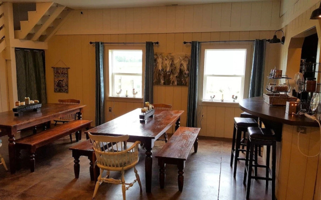 Heartland Country Resort & Lodge