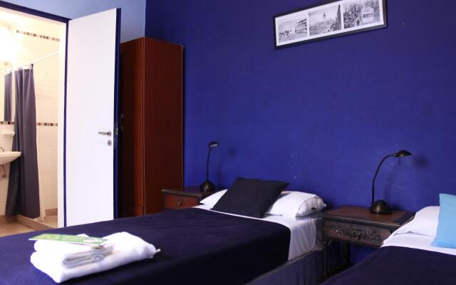 Sabatico Travelers Hostel & Guesthouse