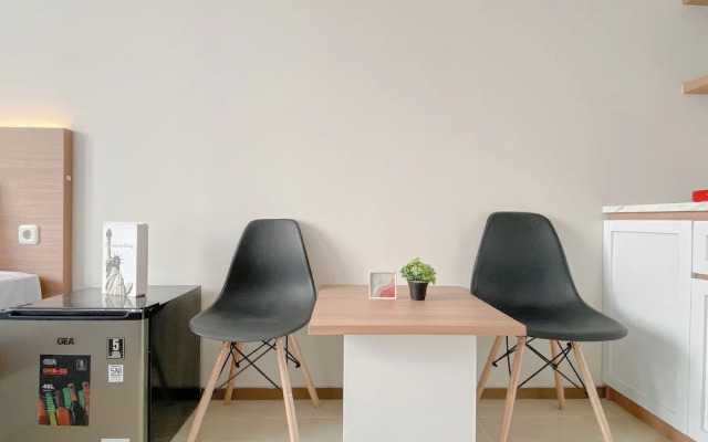 Studio Apartment At Meikarta Near Aeon Delta Mas