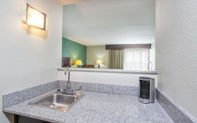 Wyndham Garden Lafayette