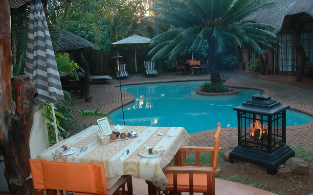 Trees Too Guest Lodge