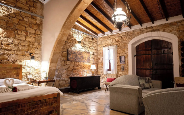 Oinoessa Traditional Boutique Houses