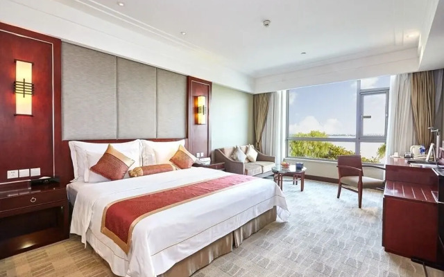 Tongli Lakeview Hotel