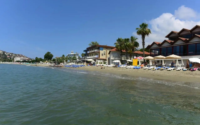Sun Hotel by En Vie Beach - Adults Only