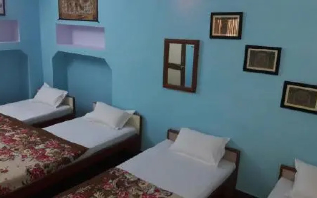 Residency Centre Point