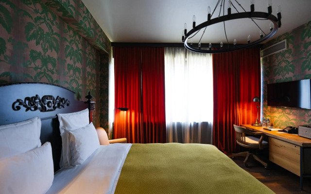 Rooms Hotel Tbilisi