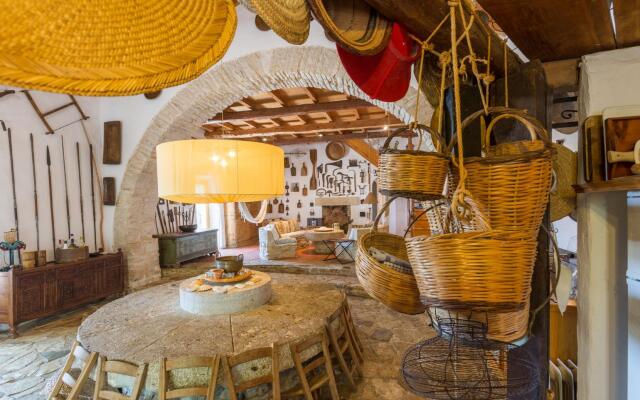 The Olive Press - Agni Bay