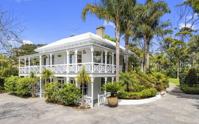 Western Springs Villa