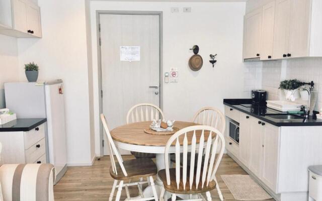 Summer Huahin Condo612,Near beach&Cicada,Beautiful swimming pool