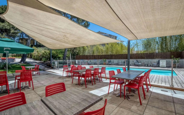 Mercure Aix-en-Provence La Duranne Gare TGV