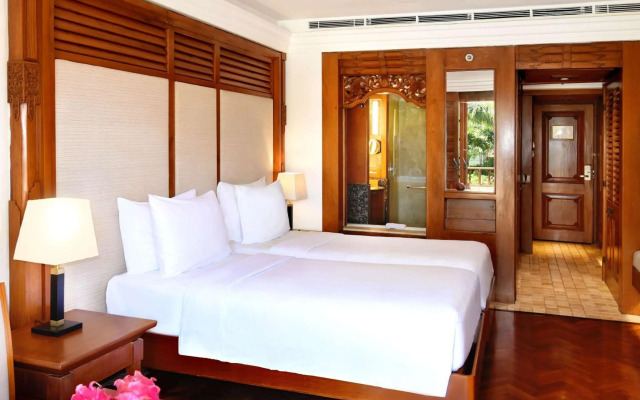 Nusa Dua Beach Hotel and Spa 