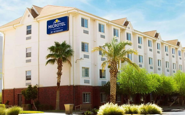 Microtel Inn by Wyndham Ciudad Juarez/By US Consulate