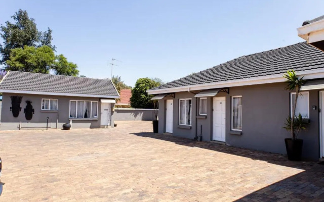A1 Airport Lodge
