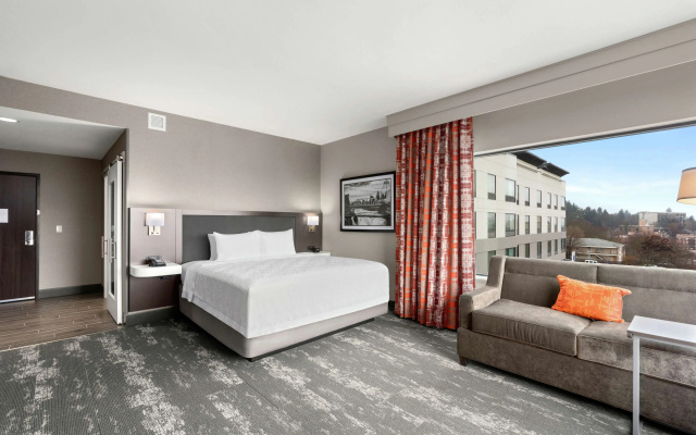 Hampton Inn & Suites Spokane Downtown-South