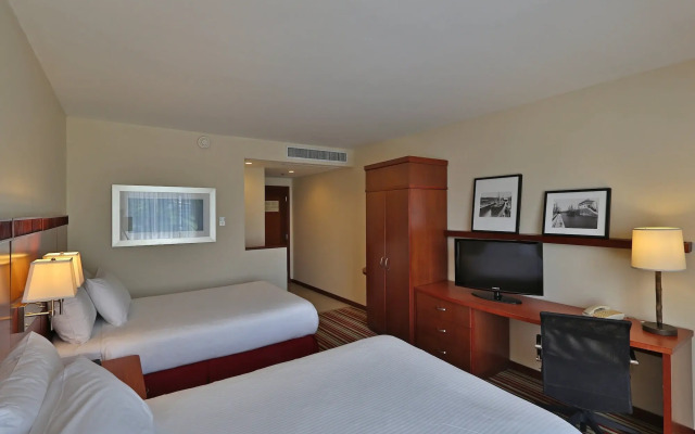 Courtyard by Marriott Panama Multiplaza Mall