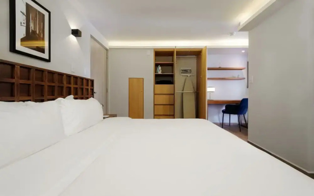 w Lovely Loft w/ Modern Balcony in Colima