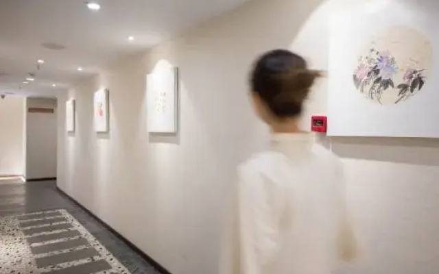 Floral Hotel· Juyi Hotel(Suining Wanda Plaza Government Service Center Store)