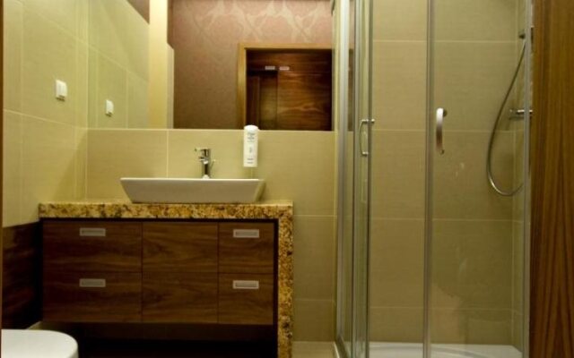 Hotel Platinum