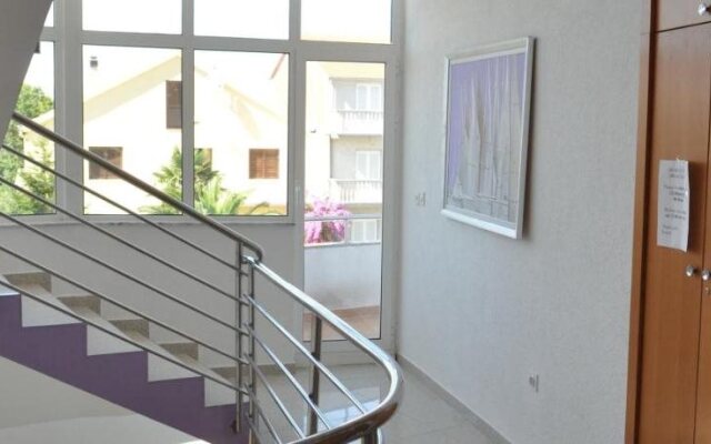 Apartments Aldomar