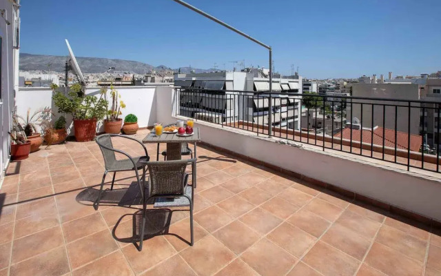 Rooftop apt. with great veranda by GHH, Palaio Faliro