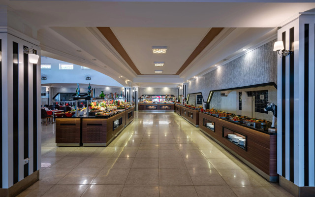 The Garden Beach Hotel