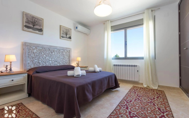 Villa Dalia by Abahana Villas